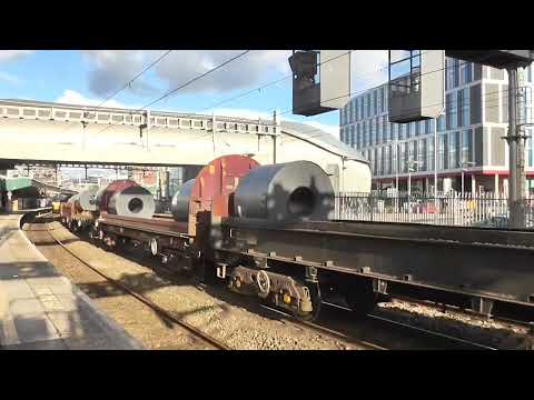 DB Cargo UK Class 60 no: 60010 @ Newport {6H27} 22/02/2023.