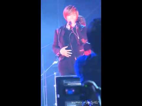 101128 Onew singing Jonghyun's Part
