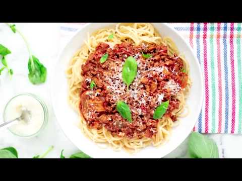 Unofficial Slimming World Spaghetti Bolognese  / Tastefully Vikkie