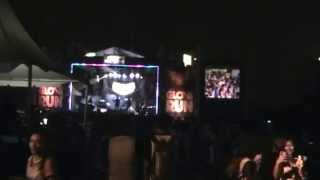 preview picture of video 'Glowrun di Surabaya 15 Februari 2014'