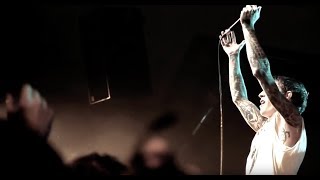 War From A Harlots Mouth - To Age And Obsolete (Official Live Video)