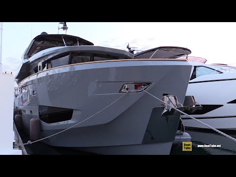 2022 Numarine 26 XT Motor Yacht - Walkaround Tour - 2021 Cannes Yachting Festival
