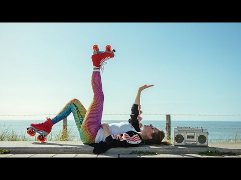 Sandra van Nieuwland - Sandcastles