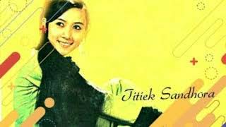 Download lagu Titiek Sandhora - Gunung Fujiyama mp3 Download lagu Titiek Sandhora - Gunung Fujiyama mp3