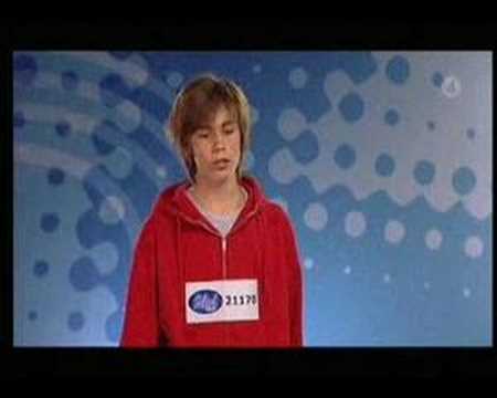 Cool Guy @ Swedish Idol (MUST SEE!)