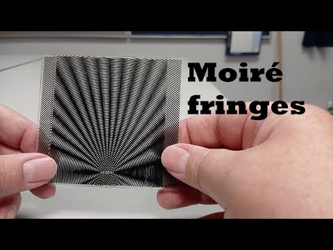 Moiré fringes interference patterns