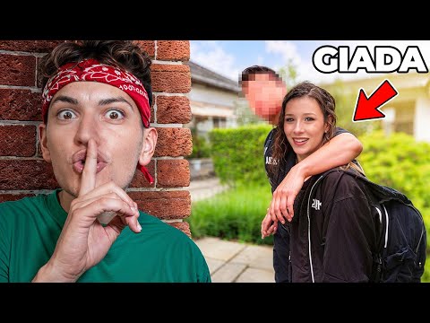 SPIO la MIA EX FIDANZATA Giada PER 24 ORE…