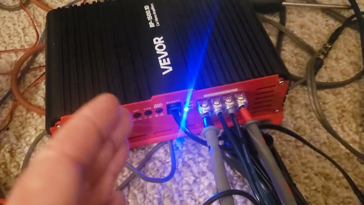 Vevor 15 hundy on Carpet Audio Test bench with a NEW 12 incher Pro like Ron Jeremy.  