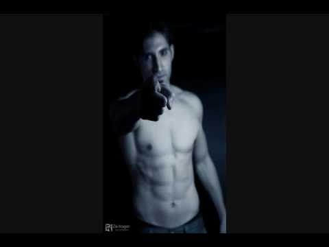 Eneyser - Fria y en bandeja de plata