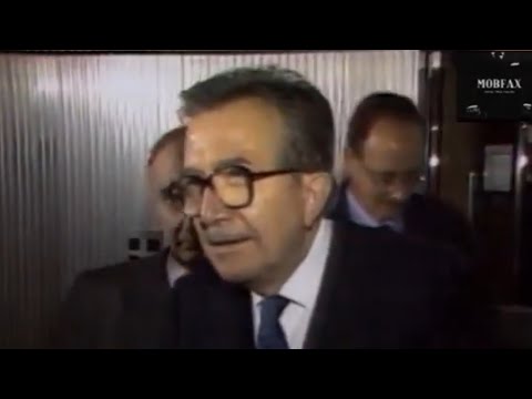 Scandal Italian Style: Kickback City - Mani Pulite/Tangentopoli (1993)