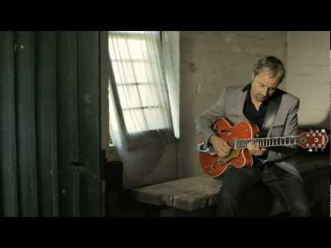 Beverley Joy - Camille and Stuie / The French Family Band