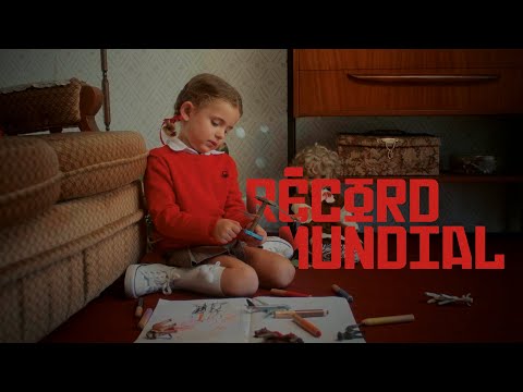 La Fúmiga  - RÈCORD MUNDIAL | Official Music Video