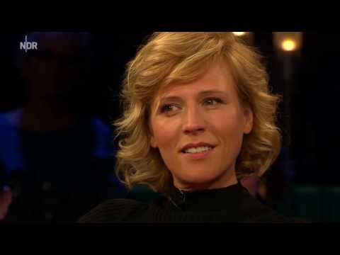 Barbara Schöneberger interviewt Martins Brandl (NDR Talkshow 2016)