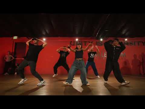 Volver - Tainy, Skrillex & Four Feat Rauw Alejandro coreografía Tavo 