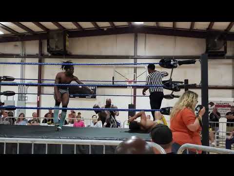 O'Shay Edwards pushes Shane Taylor out of the path of Jordan Kingsley's suicide dive UEW 6/18/22