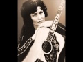 Loretta Lynn - Walking After Midnight 1977 I Remember Patsy Cline