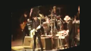 Bob Dylan &amp; Jack White sharing One more cup of coffee for the road, Nashville 20.09.2007