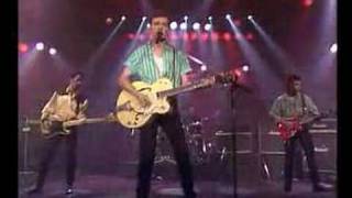 Gabinete Caligari - Al calor del amor en un bar (Directo)