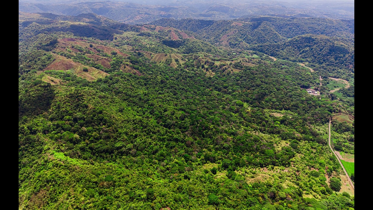 580 Acre Ocean View and Riverfront Ranch in Playa Hermosa