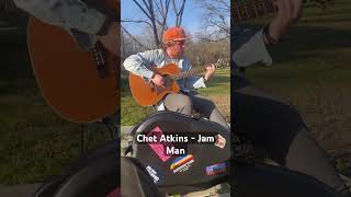 Playing some Chet Atkins #jam man on my grandma’s farm in Tennessee. #guitar #chetatkins #guitarriff