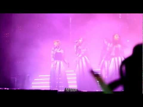 4MINUTE- VOLUME UP MBC KOREAN FESTIVAL LONDON 23/06/12 FANCAM