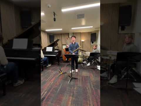 Promotional video thumbnail 1 for Simon Metzger