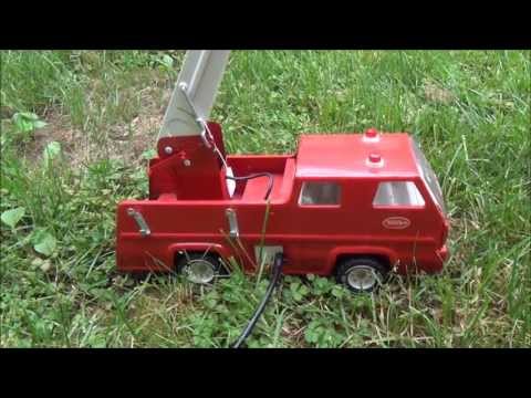 Tonka 1970's Snorkel Fire truck flowing water 5-23-13