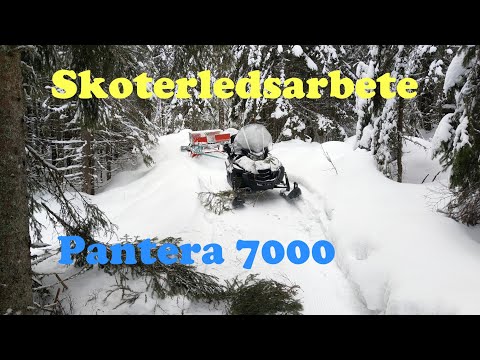 Skoterfilm: Ledpreparering och snöskoterkörning