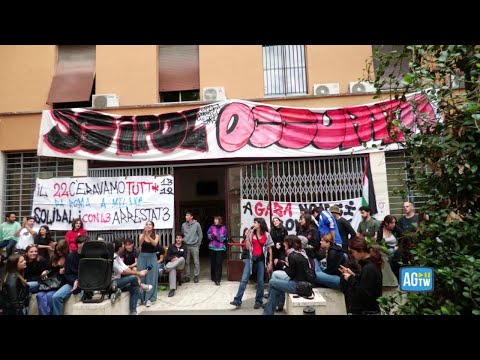 ROMA, La Sapienza, studenti pro Pal occupano la facoltà: "La rettrice è complice"
