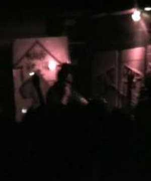 KaosOne Kaos feat. moddi live (same song of 2thebeat by gattogga)