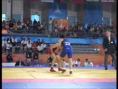 SHAKIROVA Liliya (UZB) -- YOSHIDA Saori (JPN)  1/4 Finale