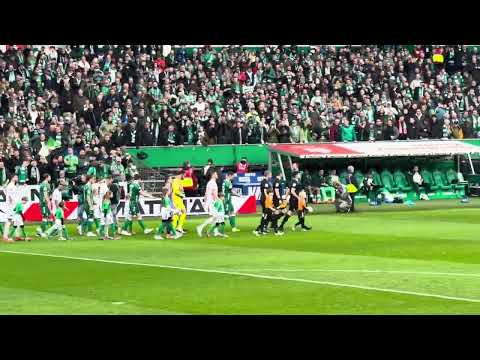 2026-02-28 SV Werder Bremen - 1. FC Heidenheim 2:0 - Capo Rede / Einlauf der Mannschaften