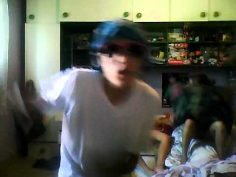 Laaaady Gaaaaaga- Hrenek:)