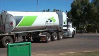 preview picture of video 'Road trains, Northern Territory, Australia'