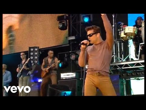 Thumbnail for Ricky Martin - She Bangs (Live) by ricky martin