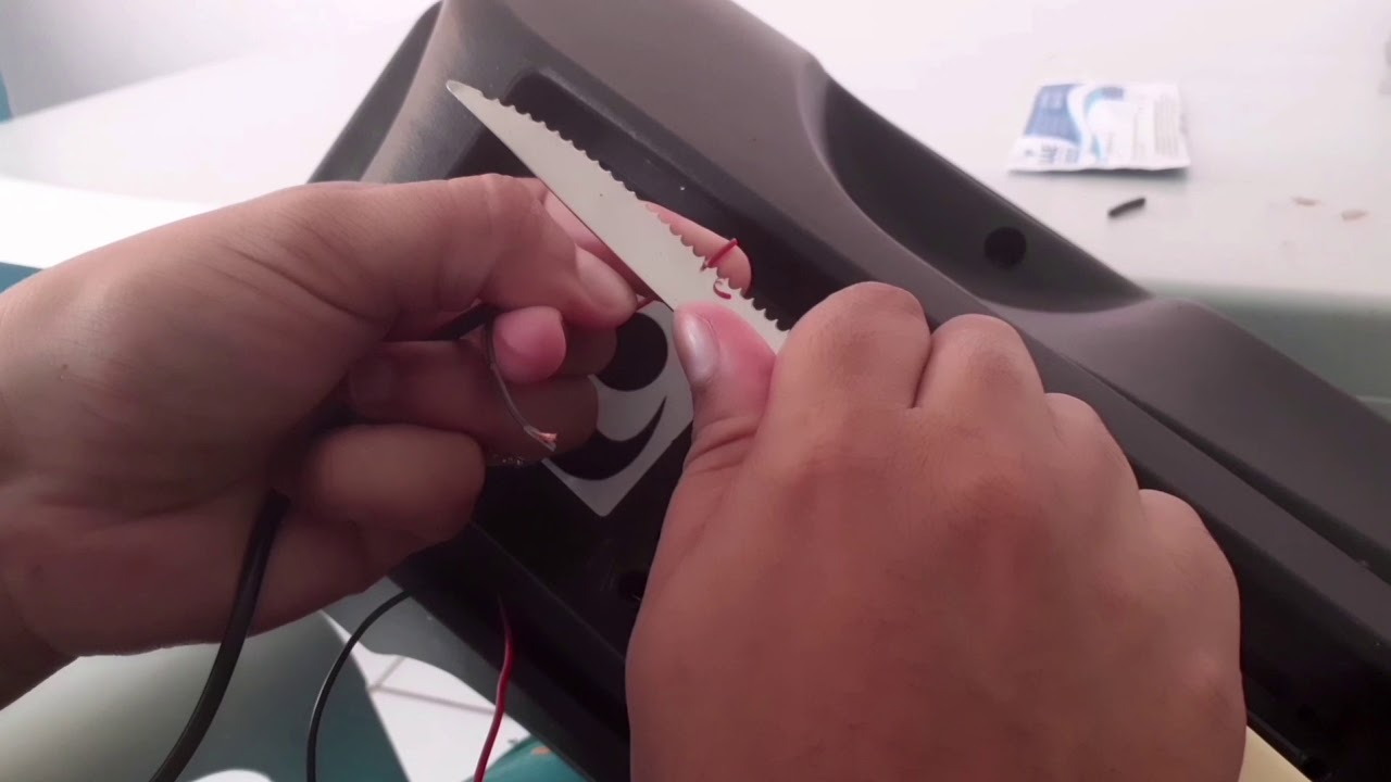 quebrou a entrada de carregar a caixinha de música  problema resolvido !