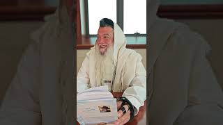 שער הביטחון המבואר מאת הרב יגאל כהן | 180 (הרב יגאל כהן) - התמונה מוצגת ישירות מתוך אתר האינטרנט יוטיוב. זכויות היוצרים בתמונה שייכות ליוצרה. קישור קרדיט למקור התוכן נמצא בתוך דף הסרטון