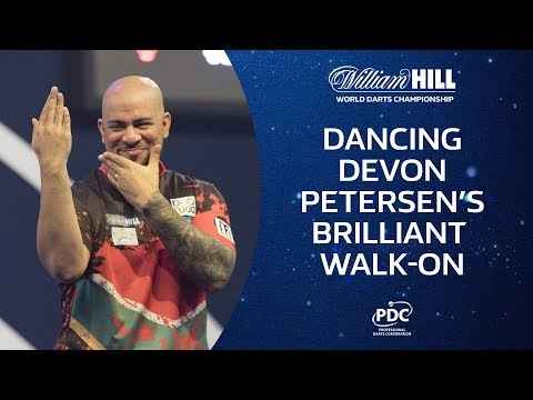 Dancing Devon lights up the opening night | 2019/20 World Darts Championship