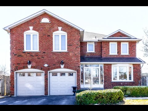 92 Candy Crescent Brampton