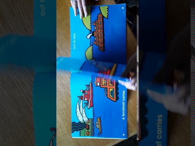 Vídeo relacionado con Boats Board Book