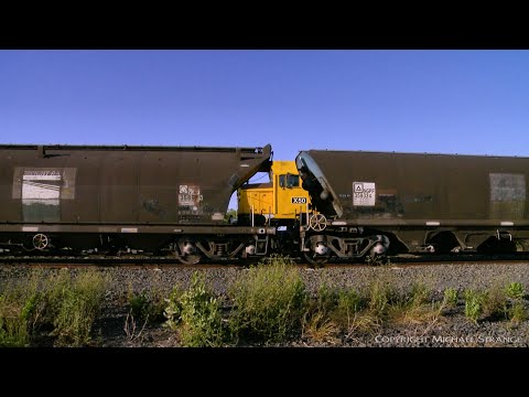 G523, X50 & G539 Locomotives Crossed By 7731V Grain Train (5/12/2020) - PoathTV Australian Railways