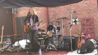 Nilla Nielsen - The UFO Song (the Guinea Pig Song) (170728, Marieholm)