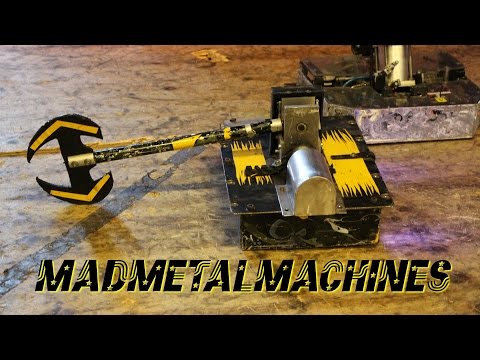 RC BATTLE ROBOT - MADMETALMACHINES