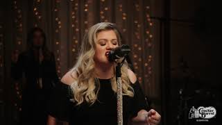 Kelly Clarkson - &quot;Love So Soft&quot; for Cracker Barrel&#39;s Rocking and Stockings series