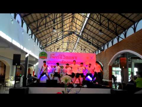 160116 D-Monster Cover Monsta X - Hero