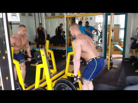 Funkcja latissimus powrotem wikipedia Jak zbudować mięśnie piersiowe w domu dla kobiet wideo