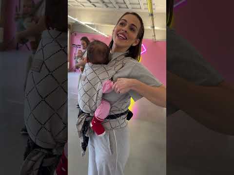 Wieeeeh🥰🥹 #dance #dancestudio #dancer #cute #mom #danceclass #pregnant #baby #babyboy #babyshorts