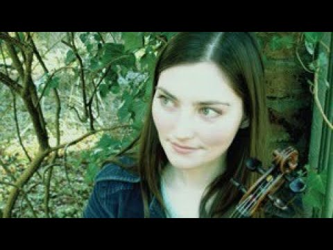 Irish Folk Singers Zoe Conway & John McIntyre