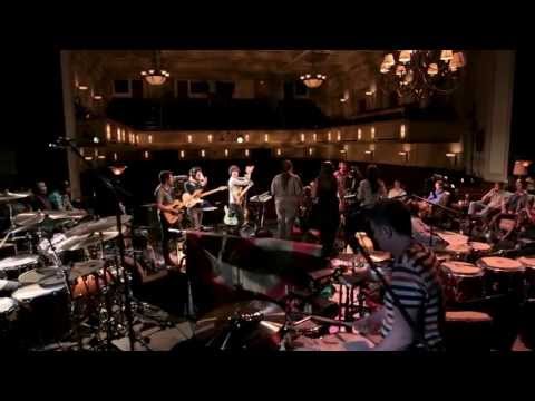 Snarky Puppy feat. Magda Giannikou - Amour T'es Là (Family Dinner - Volume One)