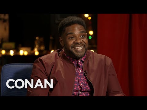 ロン・ファンチェスの息子が18歳の誕生日に大人のおもちゃを欲しがる - CONAN on TBS (Ron Funches’ Son Wants Adult Toys For His 18th Birthday - CONAN on TBS)